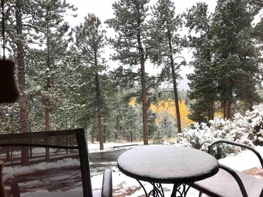 Private Hot Tub Overlooking Pikes Peak Woodland Park Esterno foto