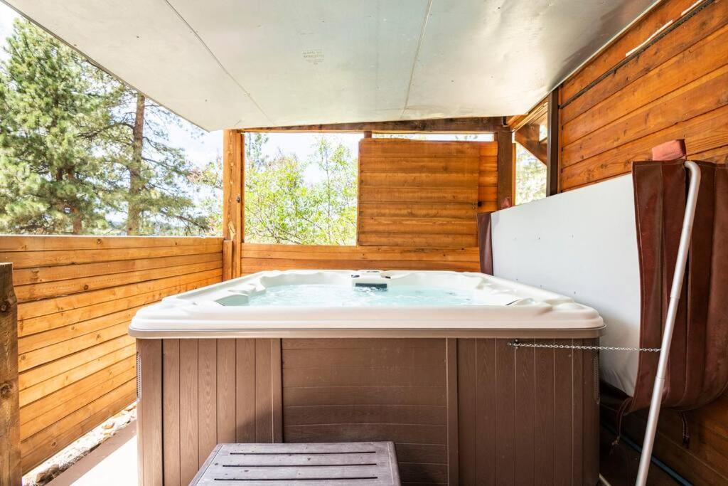 Private Hot Tub Overlooking Pikes Peak Woodland Park Esterno foto